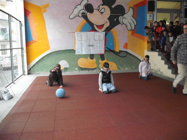 Jugamos a goalball.